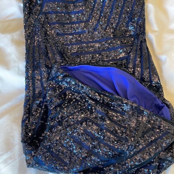 Blue Sequins Mesh Dress - Picture 11 of 11